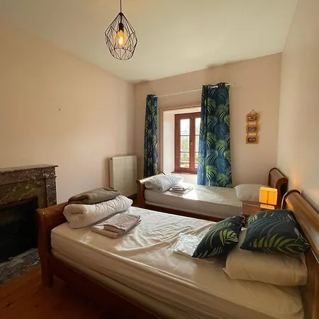 Holiday home Maison De Caractere Avec Piscine, 8 Pers, Proche Puy Du Fou Et Nantes - Fr-1-426-137 Cugand